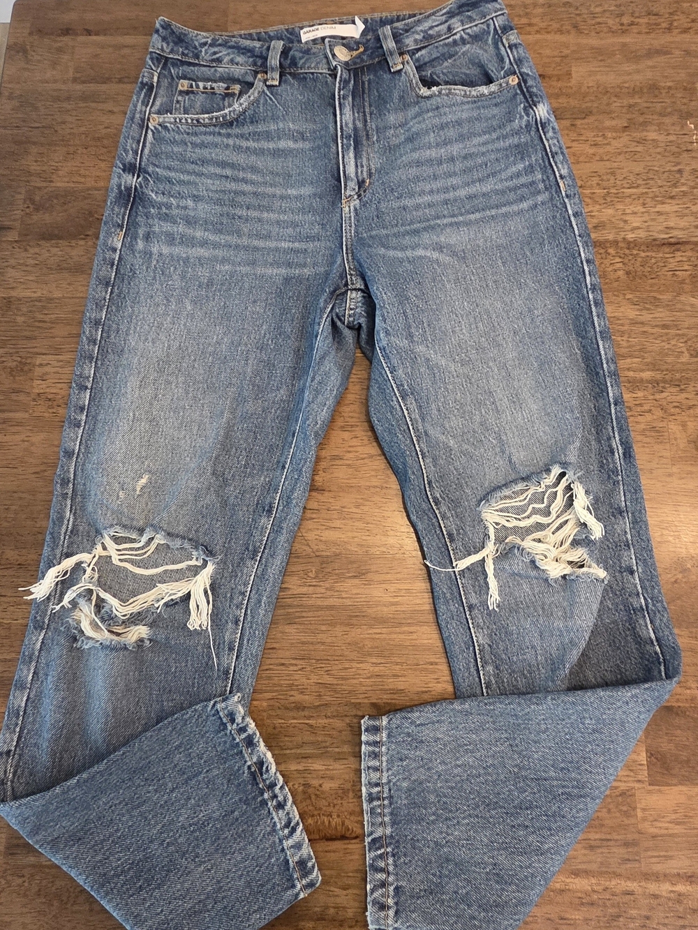 Vintage Blue Boyfriend Jeans with Knee Distress